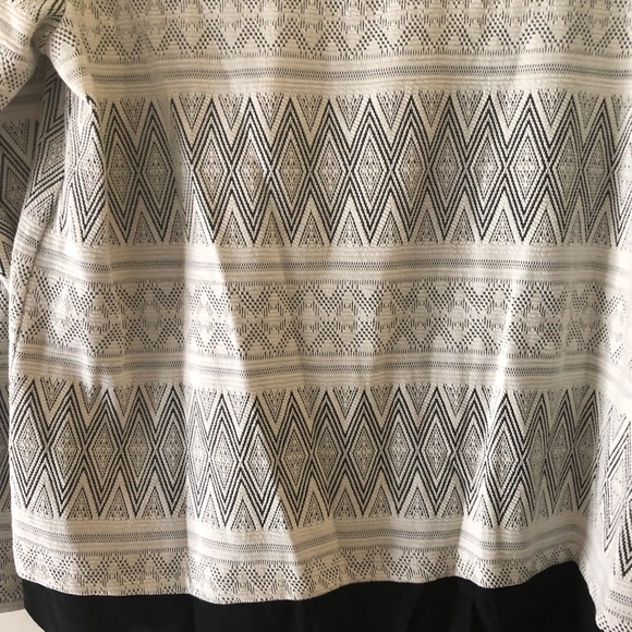Aztec long sleeve - Picture 3 of 3